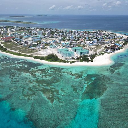 One The Island Hotel Naifaru Exterior foto