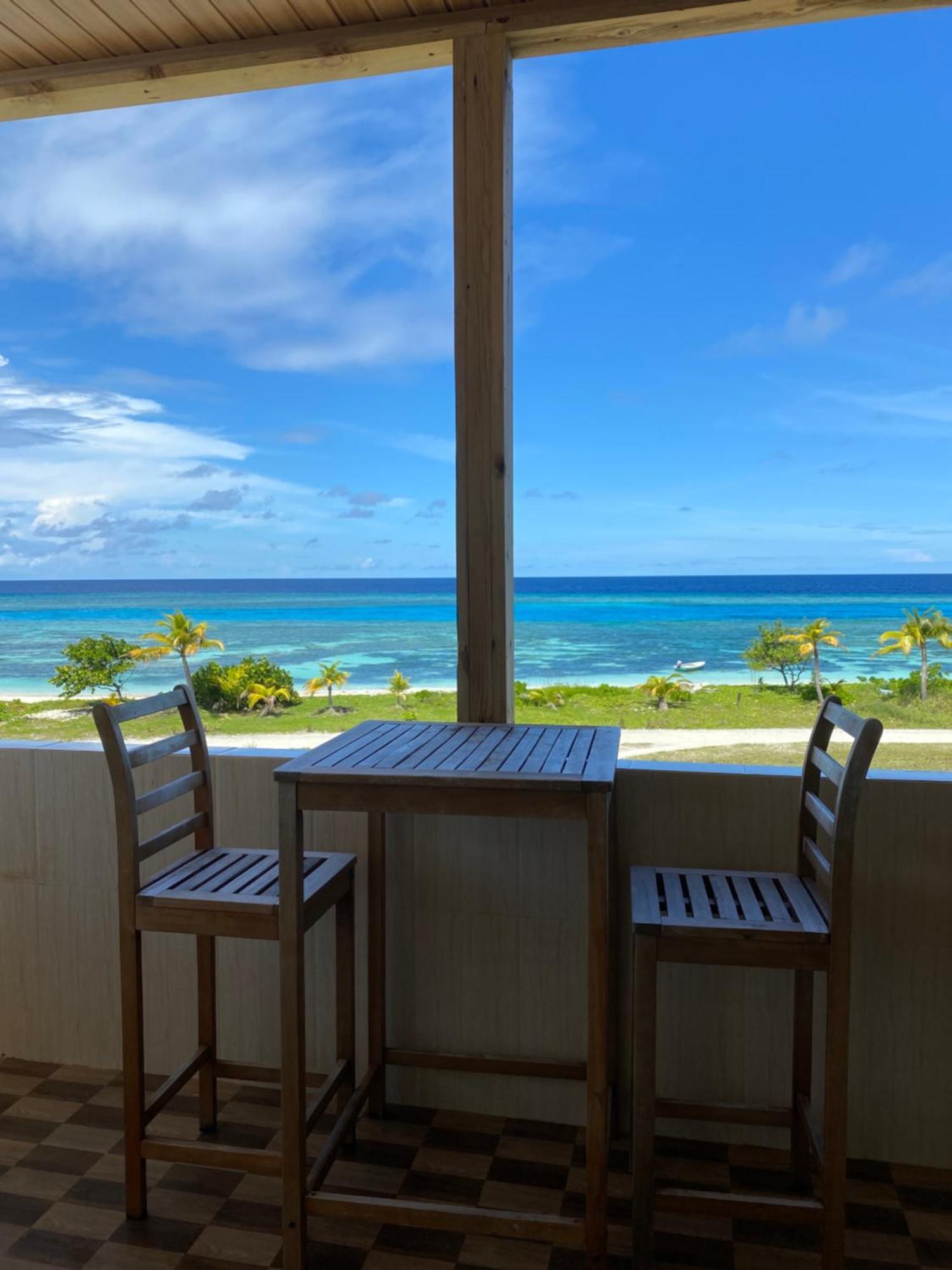 One The Island Hotel Naifaru Exterior foto